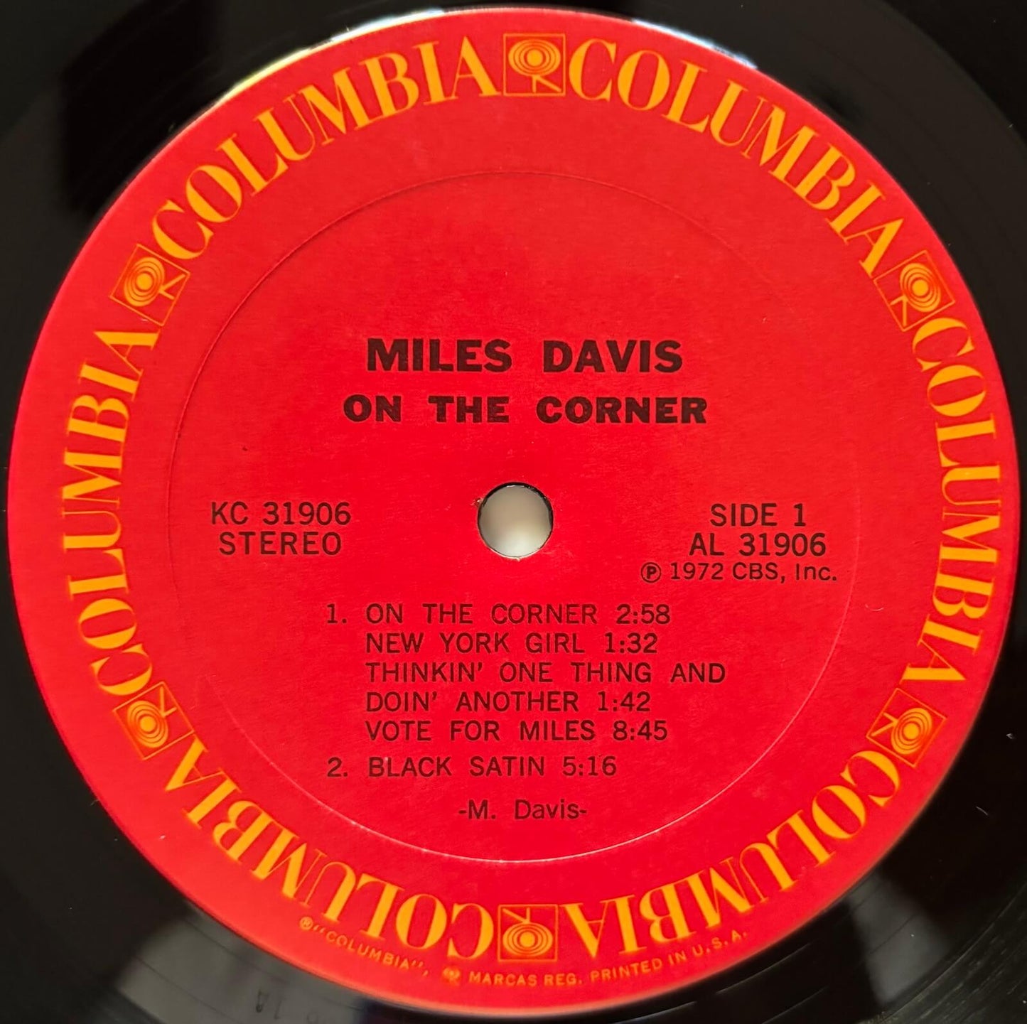 Miles Davis - On The Corner (1972 US Columbia Vinyl LP Gatefold, First Pressing)