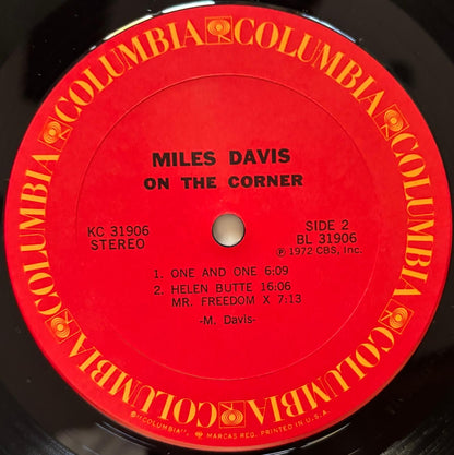 Miles Davis - On The Corner (1972 US Columbia Vinyl LP Gatefold, First Pressing)